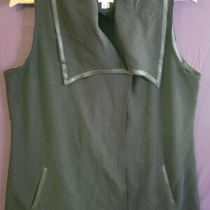 Elegant Luii Black Wool Sleeveless Tunic Jacket. Size XL